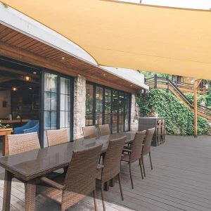 Khu vườn lớn che nắng